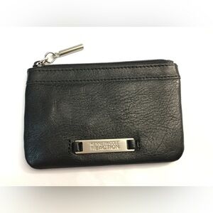 Kenneth Cole Black Leather Coin & ID Zip Wallet w/keyring
